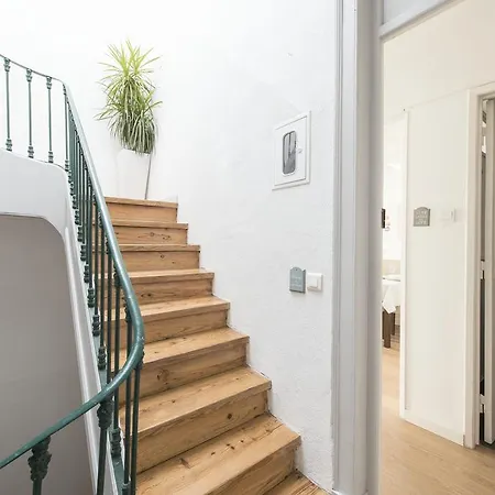 Bairro Alto - Bica 3 Apartamento *