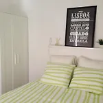 Bairro Alto - Bica 3 ליסבון