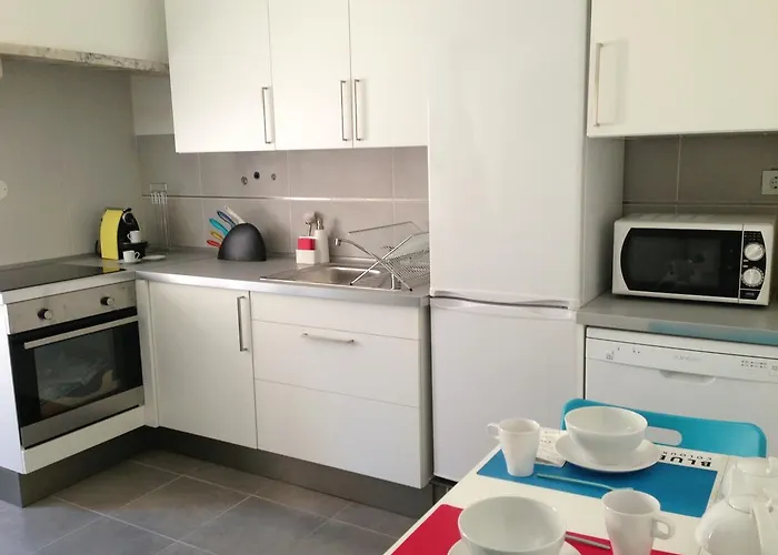 Bairro Alto - Bica 3 *