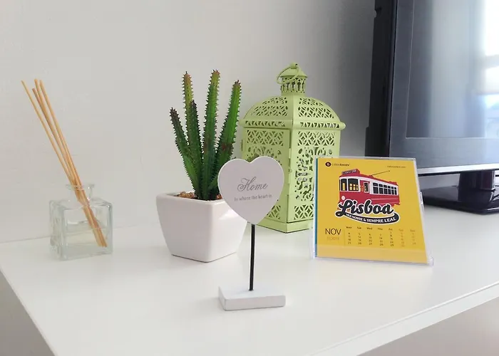 Bairro Alto - Bica 3 * Лиссабон