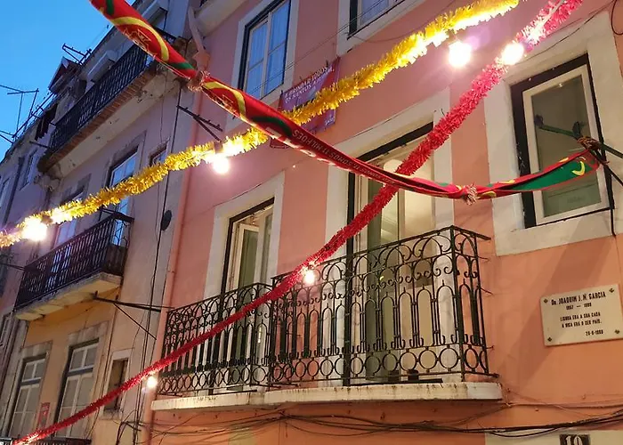 Bairro Alto - Bica 3 Лиссабон
