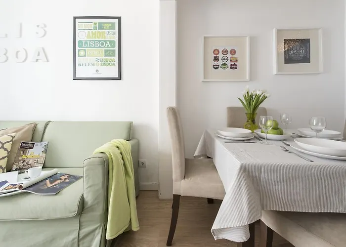 Bairro Alto - Bica 3 * Лиссабон